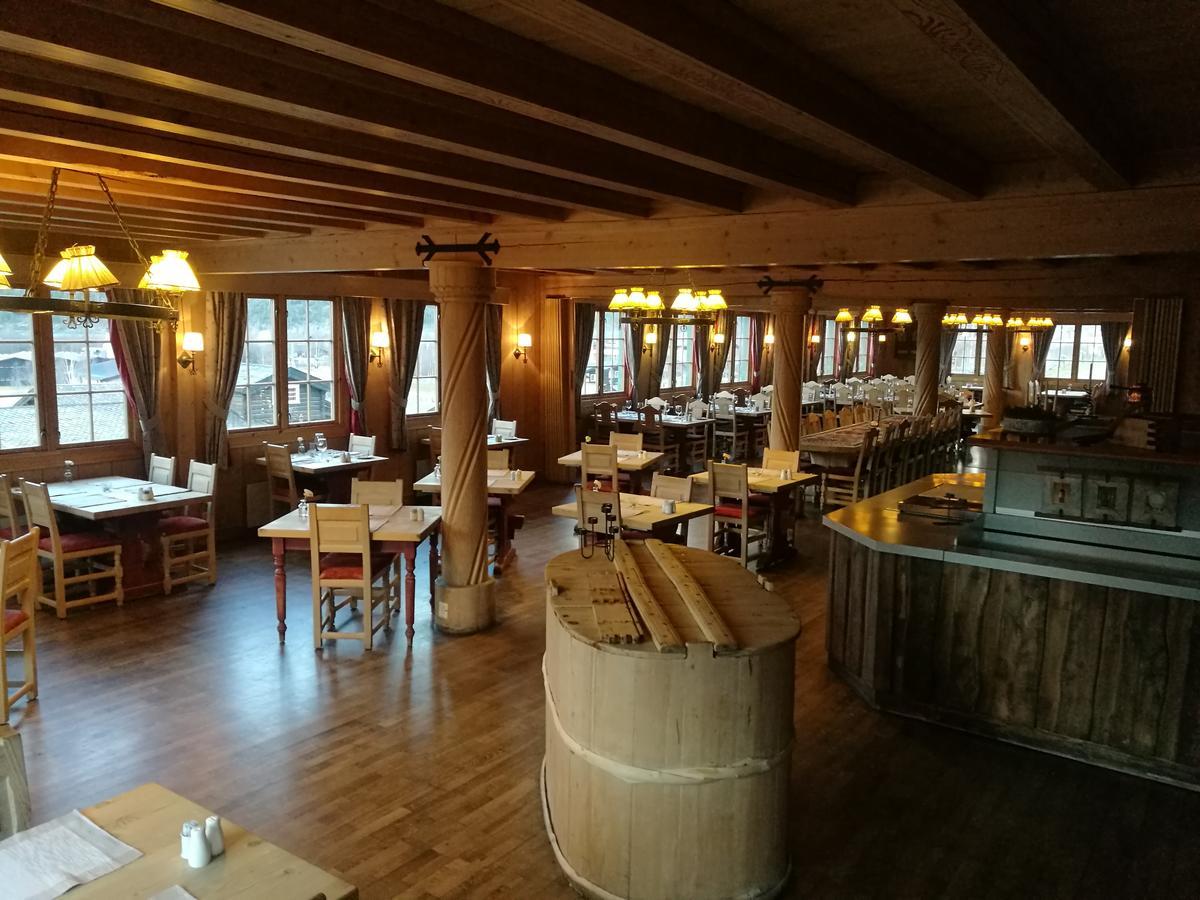 Fossheim Hotel Lom Esterno foto