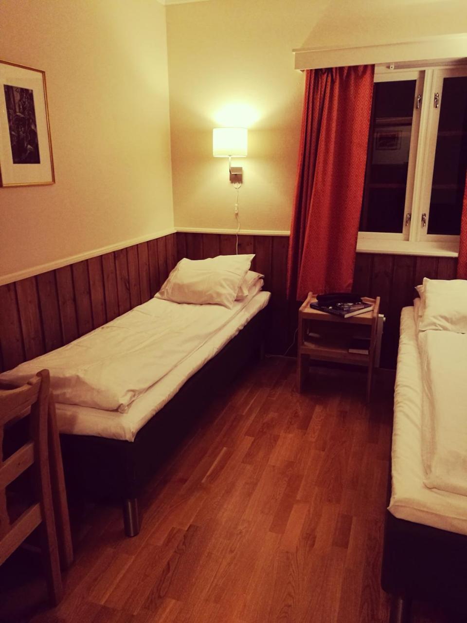 Fossheim Hotel Lom Esterno foto